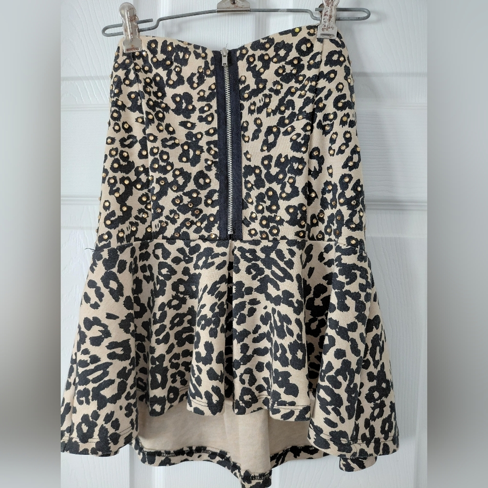 Love Culture Black and Cream High-Low StraplessTop